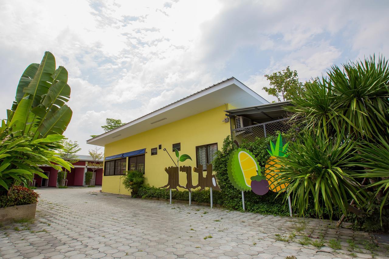 Fruit House Pattaya Motel Bang Lamung Exterior photo